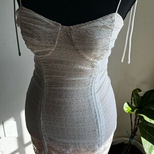 Cream lace shoulder strap dress